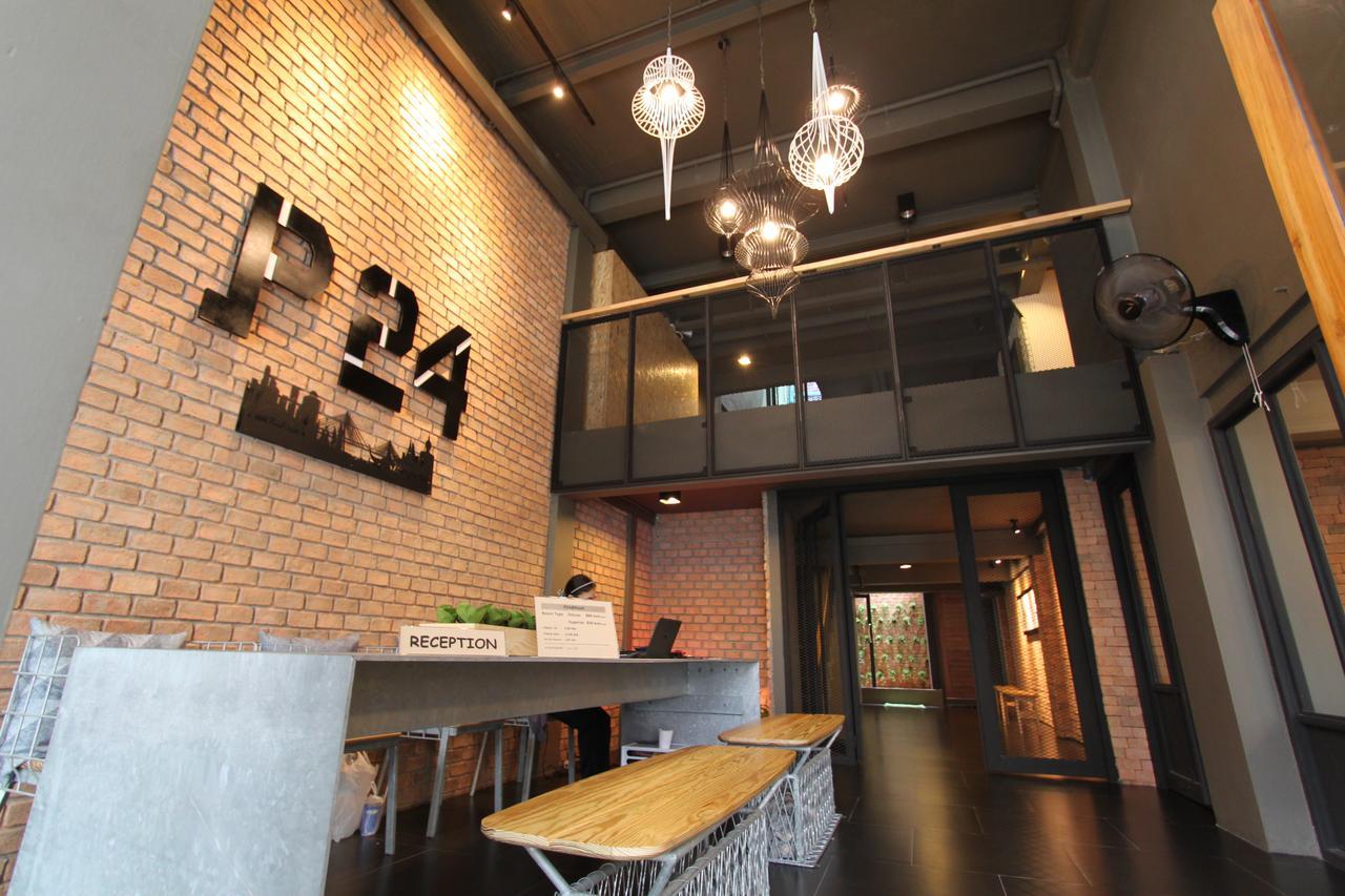 P24 At Kaset Hotel Bangkok Exterior photo